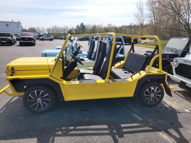 2023 MOKE MOKE Tan bimini top included